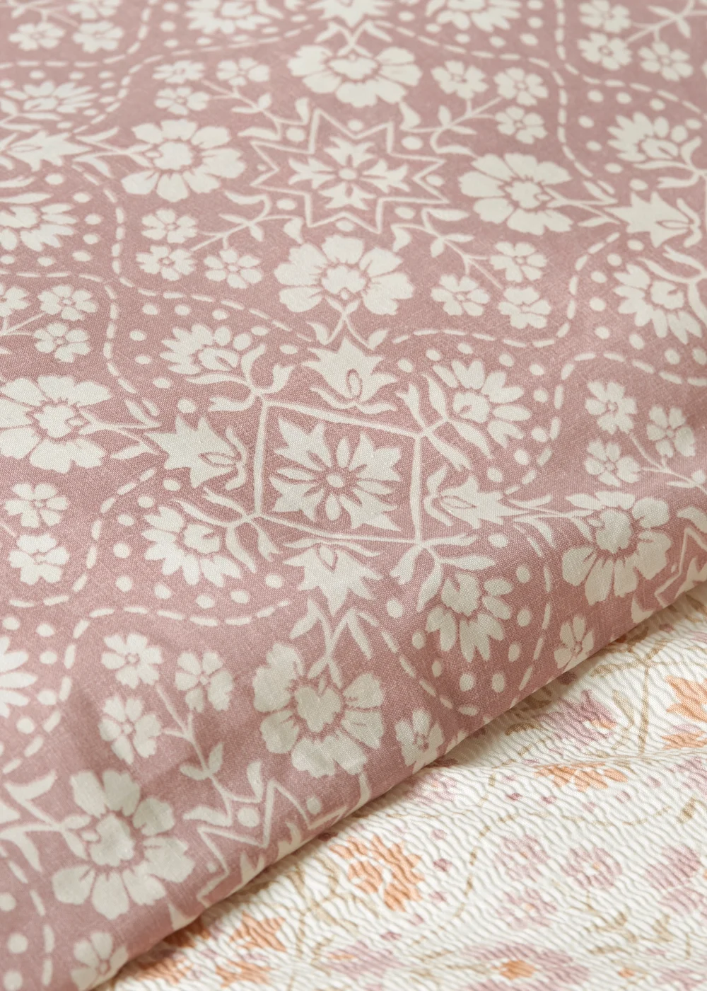 Pink Artisan Tile Seersucker Duvet Set - Single Image 3