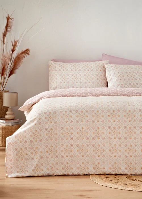 Pink Artisan Tile Seersucker Duvet Set - Single Image 1