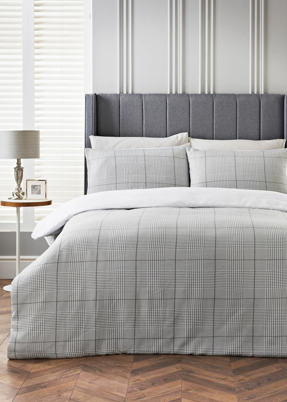 Grey Jacquard Check Duvet Set - Super king Image 1