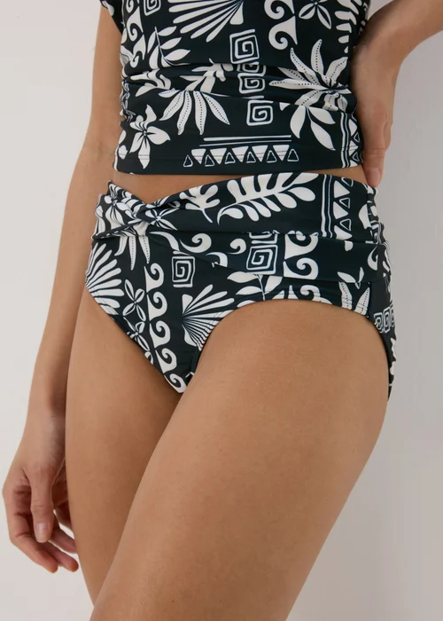 Black & Cream Tile Print Bikini Briefs - Size 8 Image 3