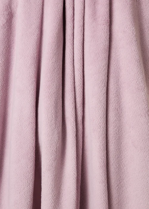 Lilac Plain Throw (130cm x 150cm) Image 2