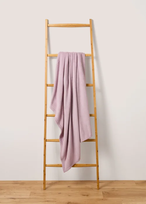 Lilac Plain Throw (130cm x 150cm) Image 1