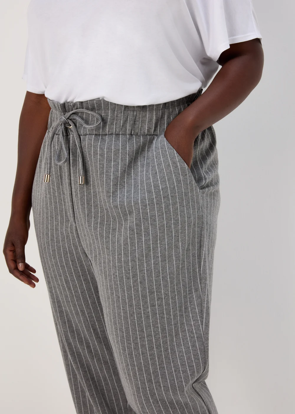 Et Vous Grey Pinstripe Ponte Joggers - 8 Image 6