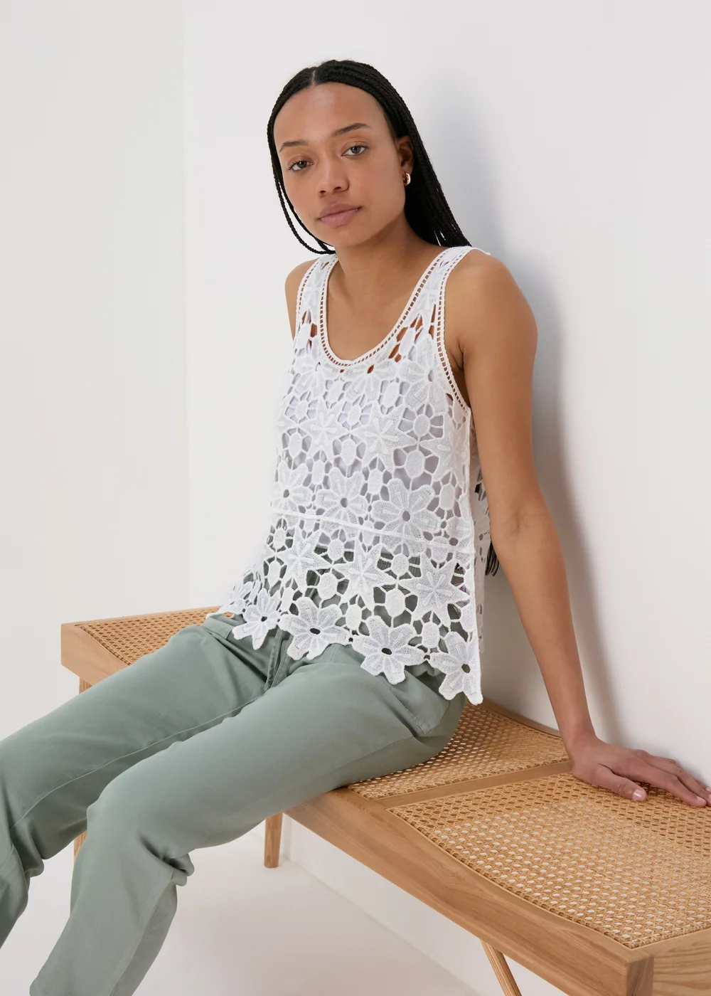 White Unlined Lace Vest - 8 Image 1