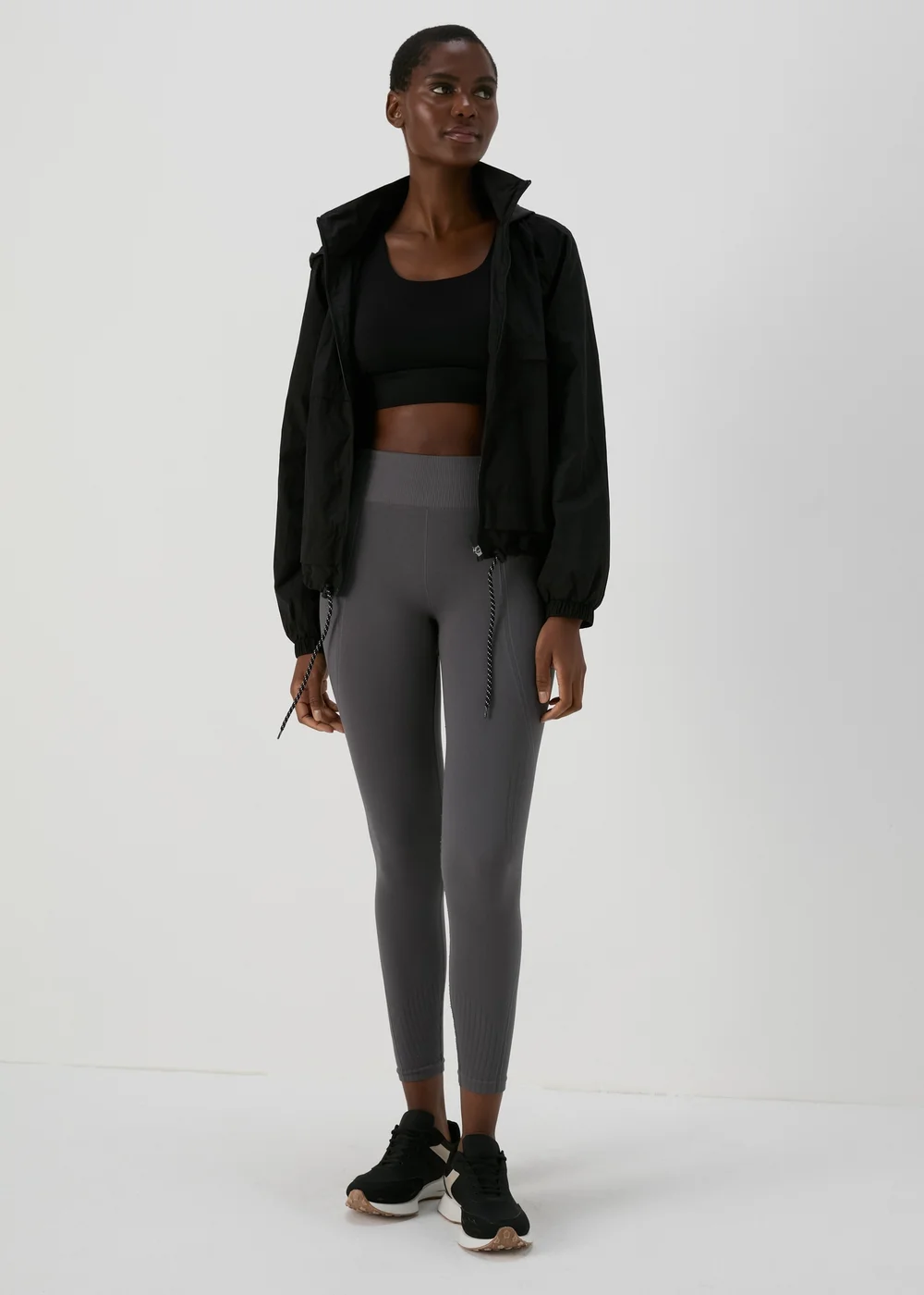 Souluxe Black Rain Jacket - 8 Image 4