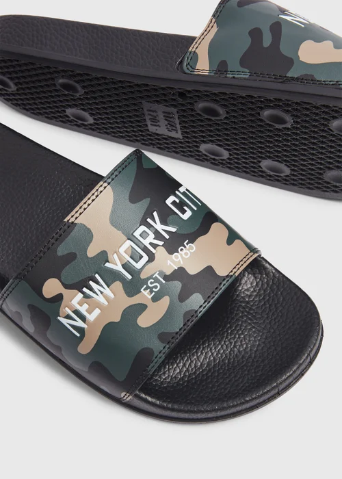Grey Camo New York Sliders - Size 6 Image 2