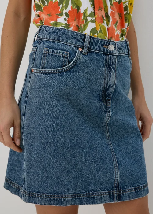 Mid Wash Denim Mini Skirt - Size 8 Image 3