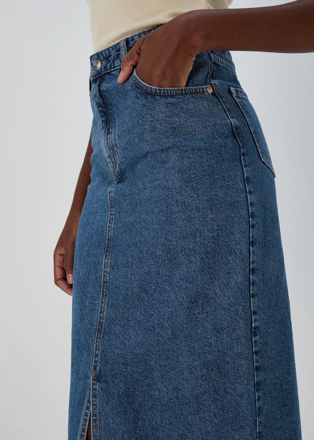 Mid Wash Denim Midi Skirt - 8 Image 3