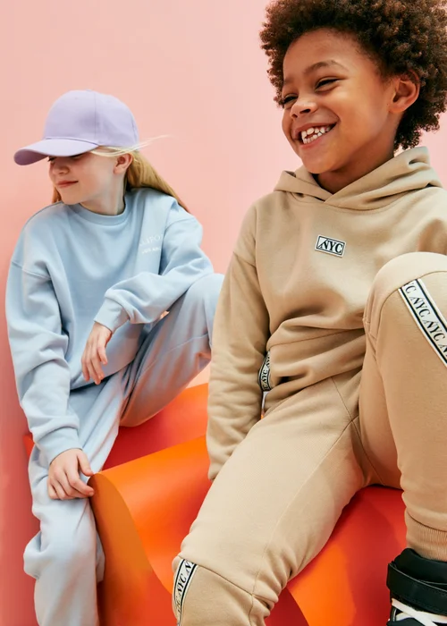 Boys Biscuit NYC Tape Co Ord Hoodie (1-7yrs) - 1-1.5 Yrs Image 3