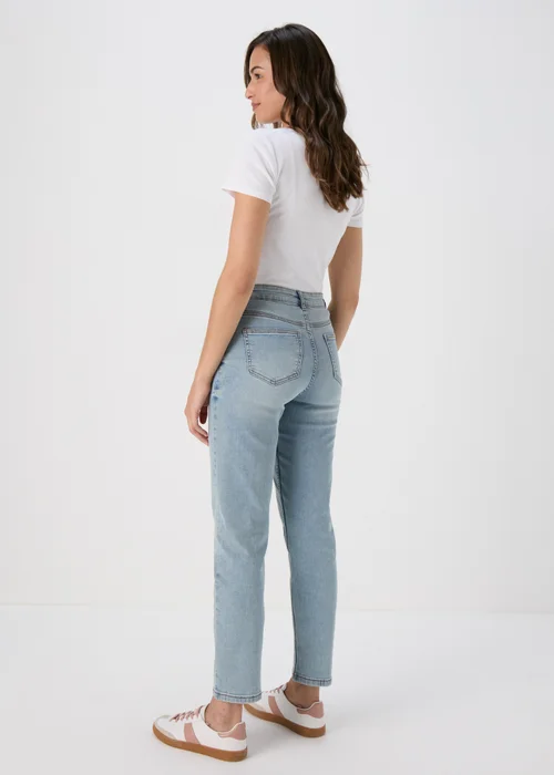 Light Wash Straight Fit Jeans - 8 Image 2