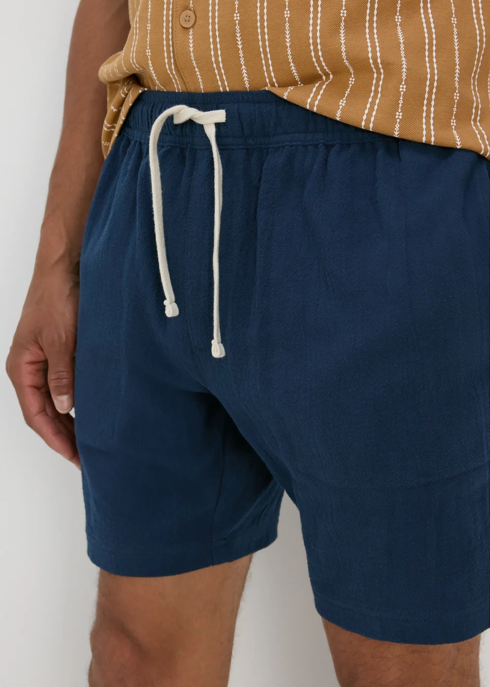 Navy Textured Drawcord Shorts - S Image 3