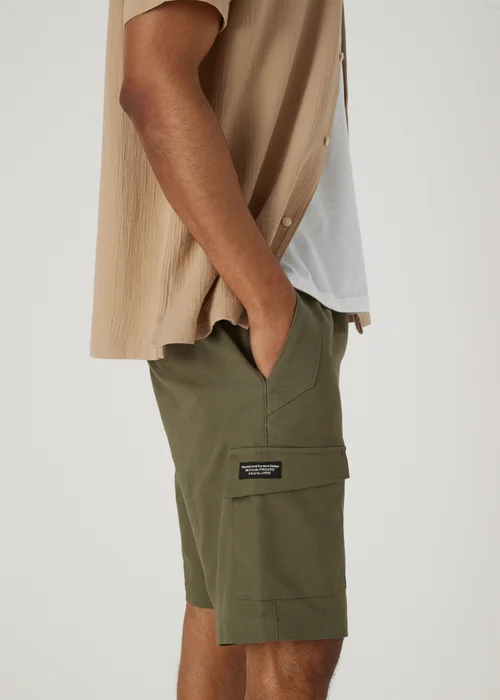 Khaki Technical Drawcord Cargo Shorts - S Image 3