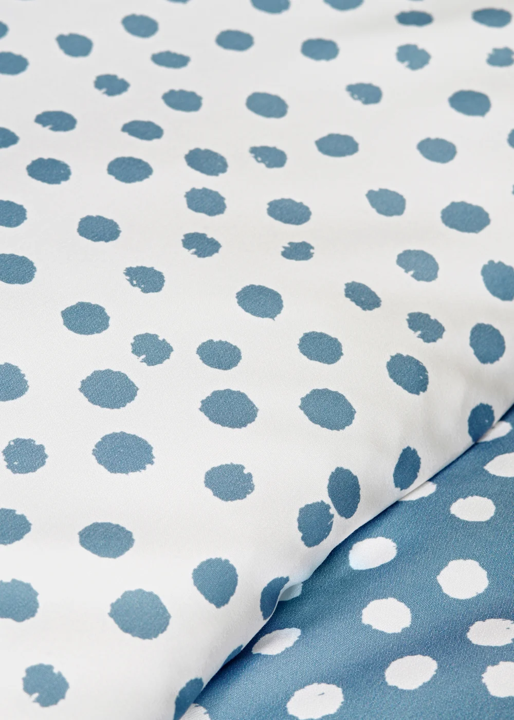 Blue Polka Dot Duvet Set - Single Image 3