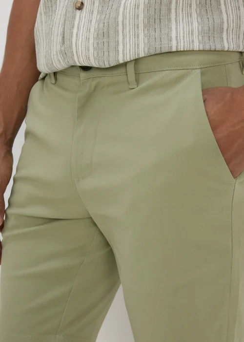 Green Slim Fit Chino Shorts - 30 Image 3