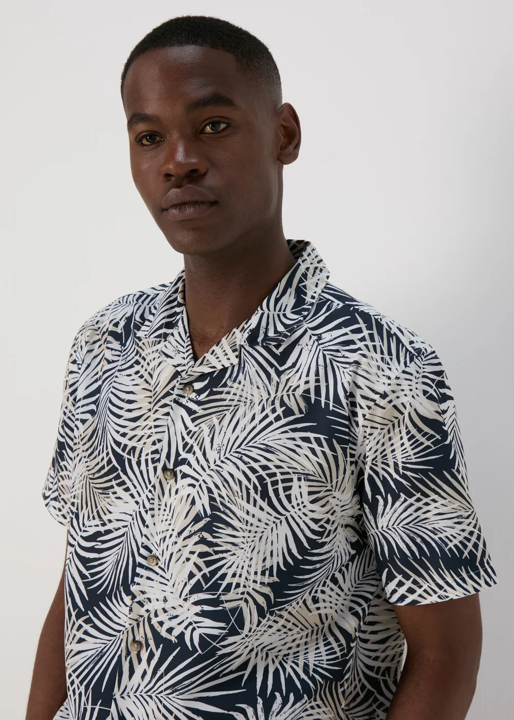 Stone Leaf Print Shirt - Small Image 3