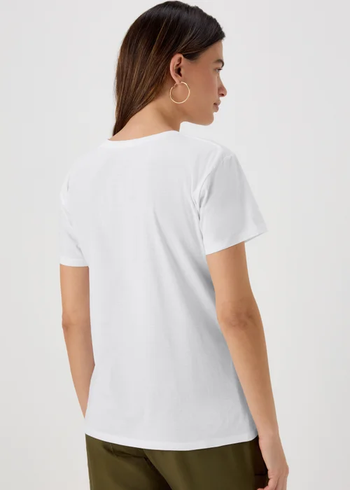 White Chicago T-Shirt - 8 Image 2