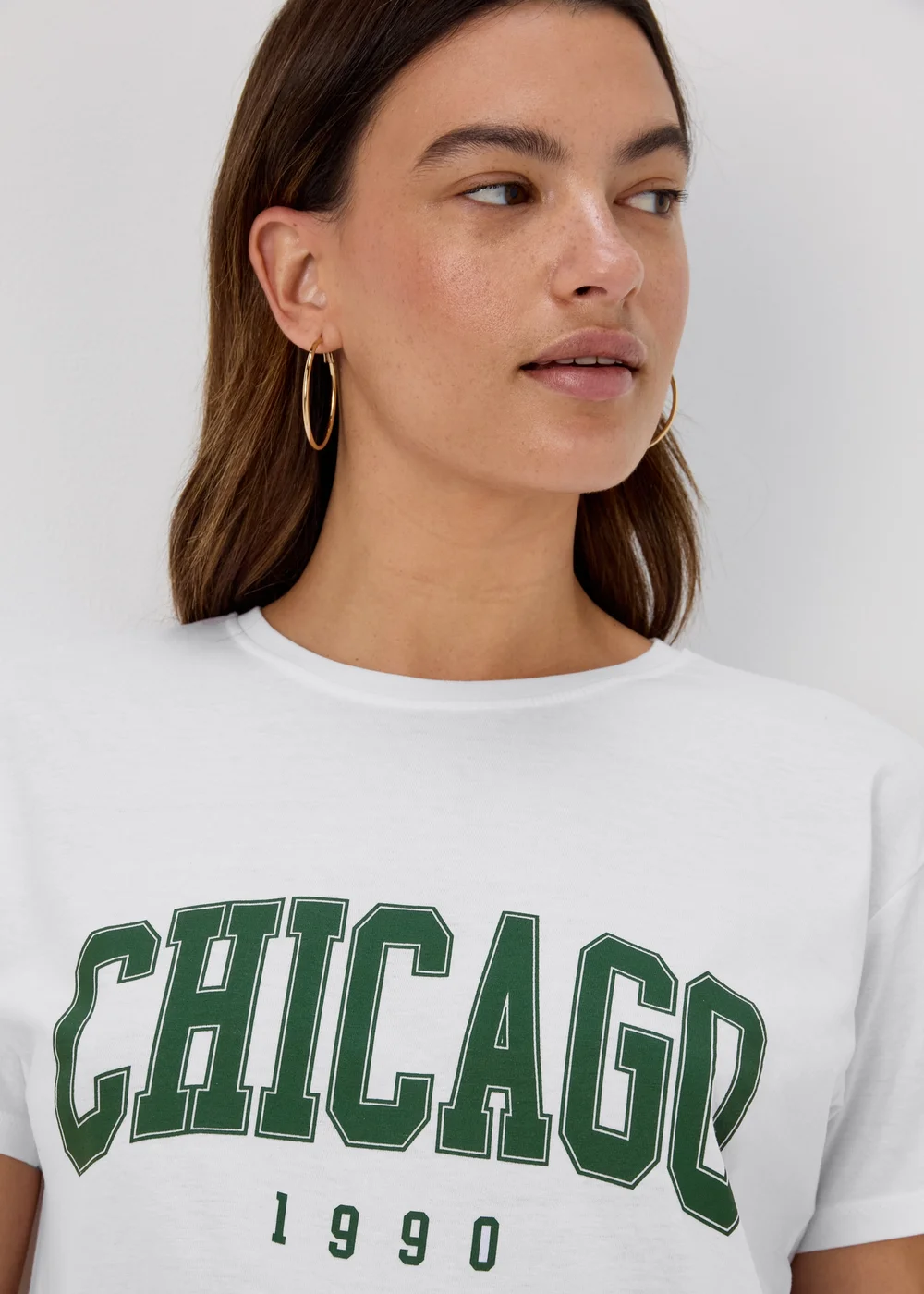 White Chicago T-Shirt - 8 Image 3