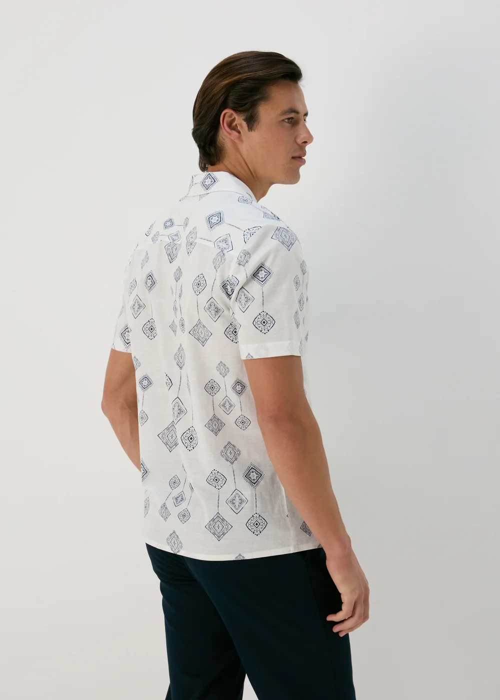 Ecru Embroidery Print Shirt - Small Image 2