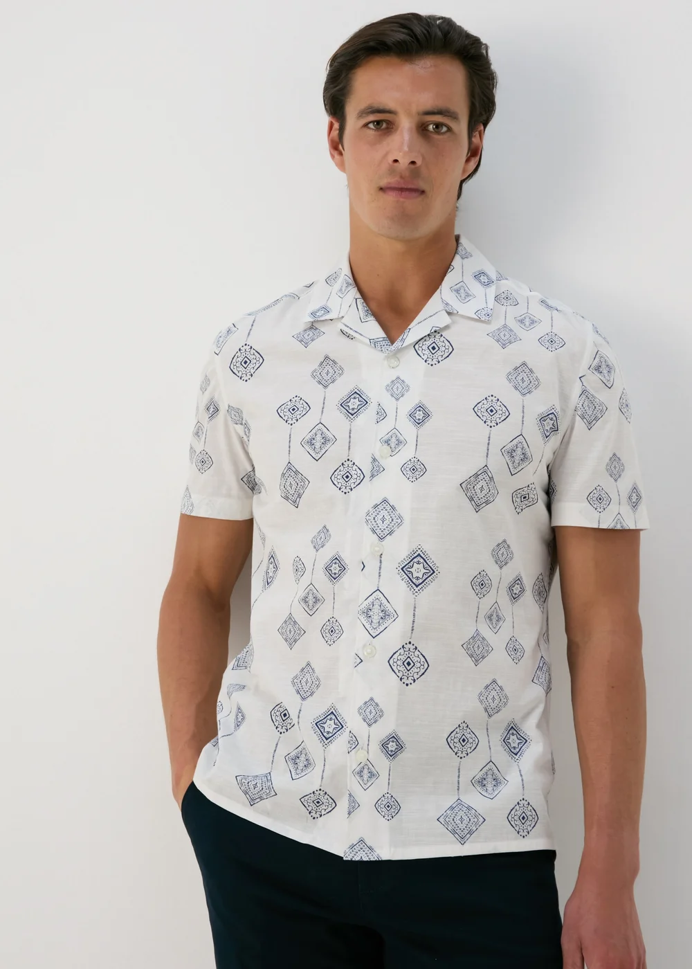 Ecru Embroidery Print Shirt - Small Image 1