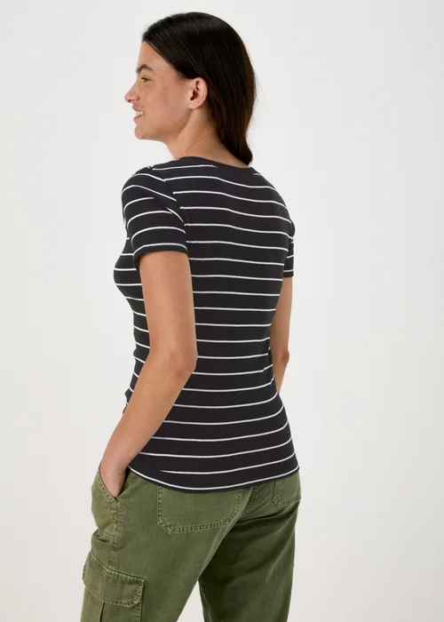 Black Stripe T-Shirt - 8 Image 2