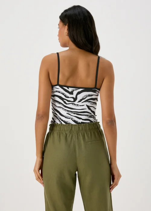 Black/White Animal Print Basic Cami Vest - 8 Image 2