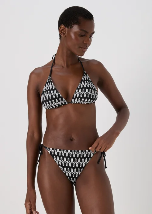 Black Mono Print Textured Bikini Bottoms - Size 6 Image 1