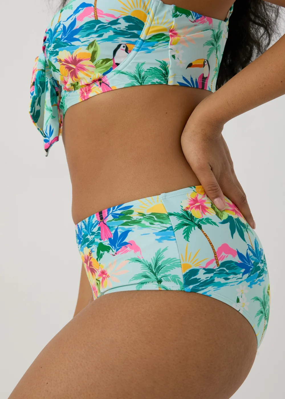 Multicolour D Plus Midi Bikini Bottoms - 6 Image 3
