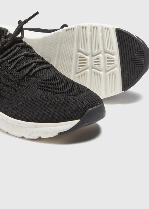 Souluxe Black Runner Trainers - Size 3 Image 2