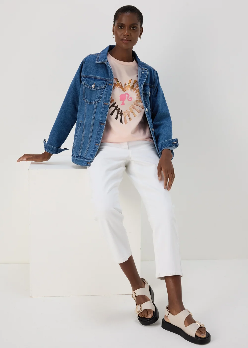 Barbie Pink Hands Print T-Shirt - 8 Image 4