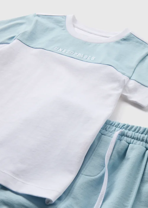 Boys Blue T-Shirt & Cargo Shorts Set (1-7yrs) - 1-1.5 Yrs Image 2