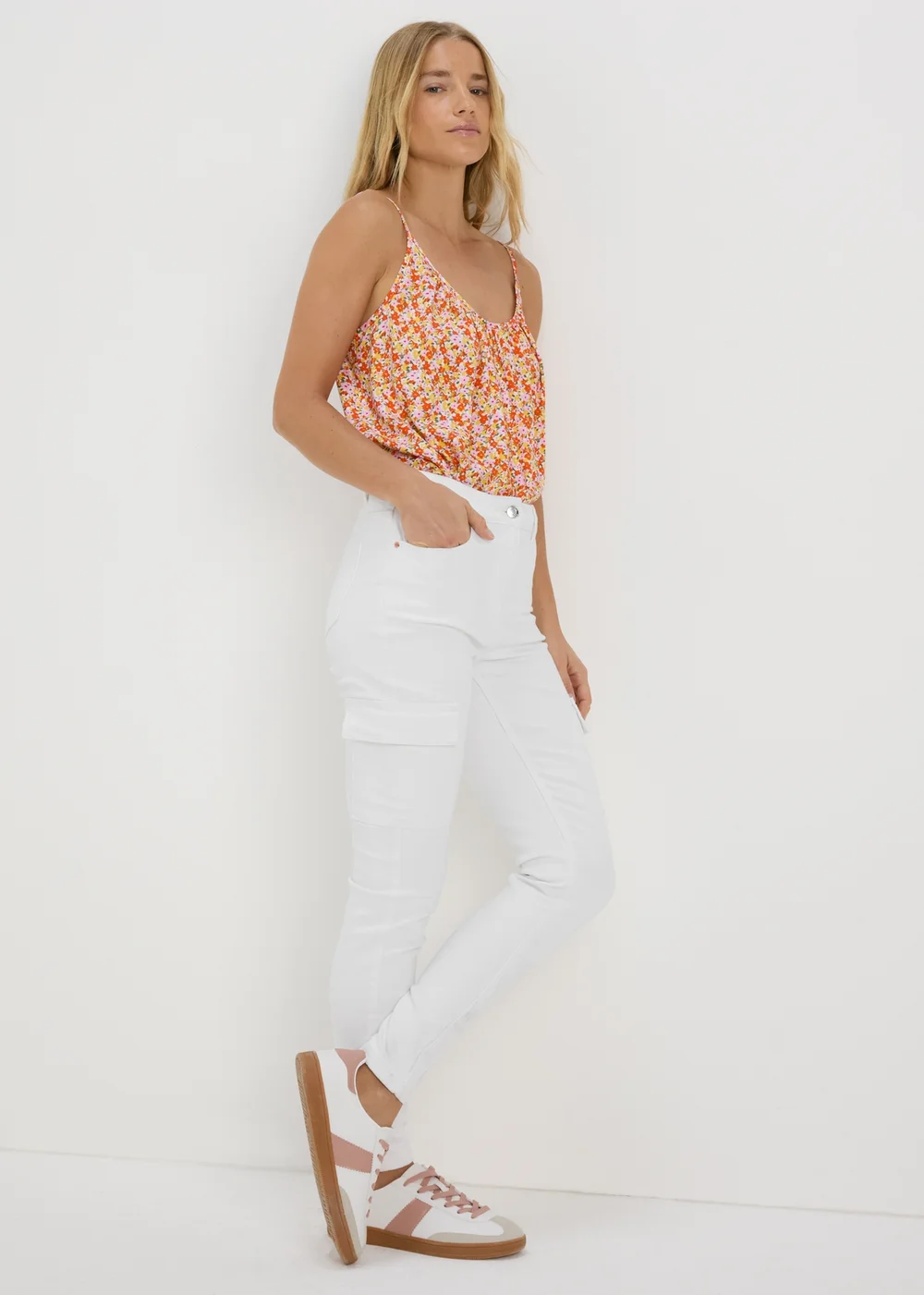 White Skinny Fit Cargo Jeans - 8 Image 4