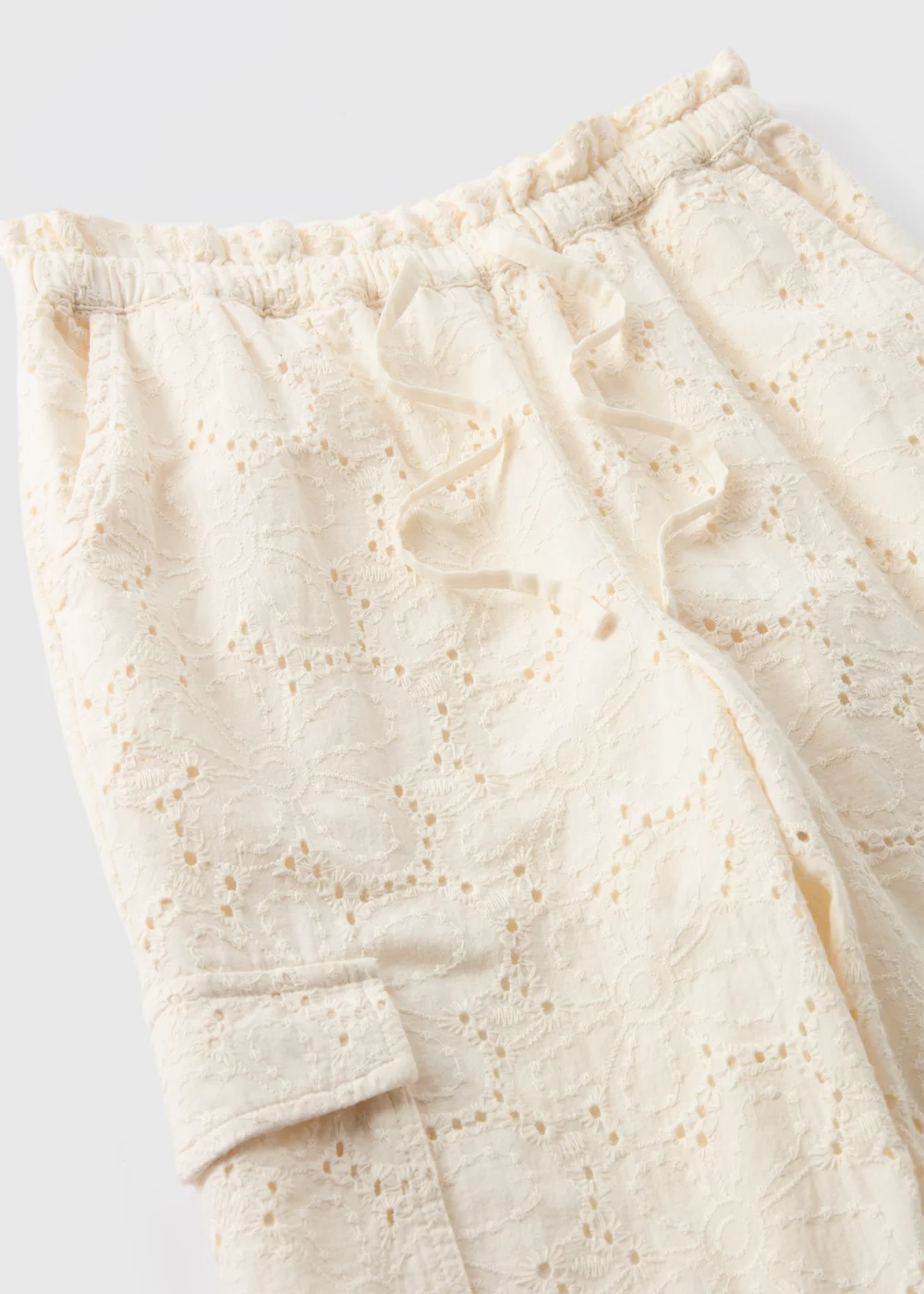 Girls Cream Co Ord Parachute Pants (7-13yrs) - 8 Yrs Image 2