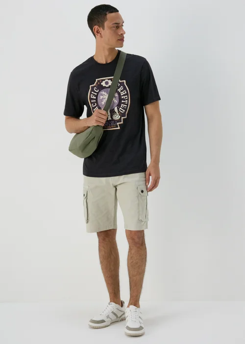 Charcoal Palm Pacific Crafted T-Shirt - S Image 4