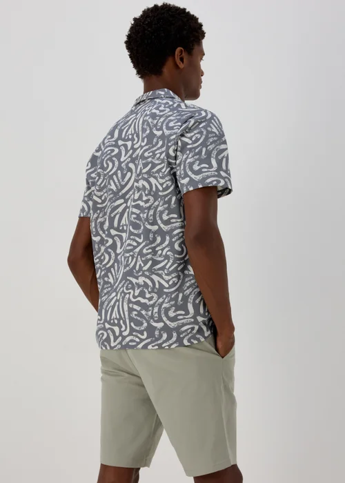 Blue & White Short-Sleeved Swirl Print Shirt - S Image 2