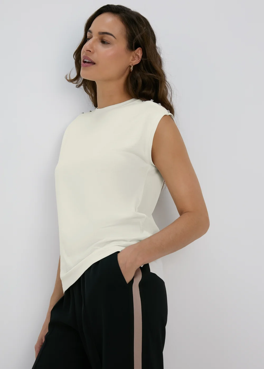 Et Vous Ivory Stud Detail T-Shirt - 8 Image 1