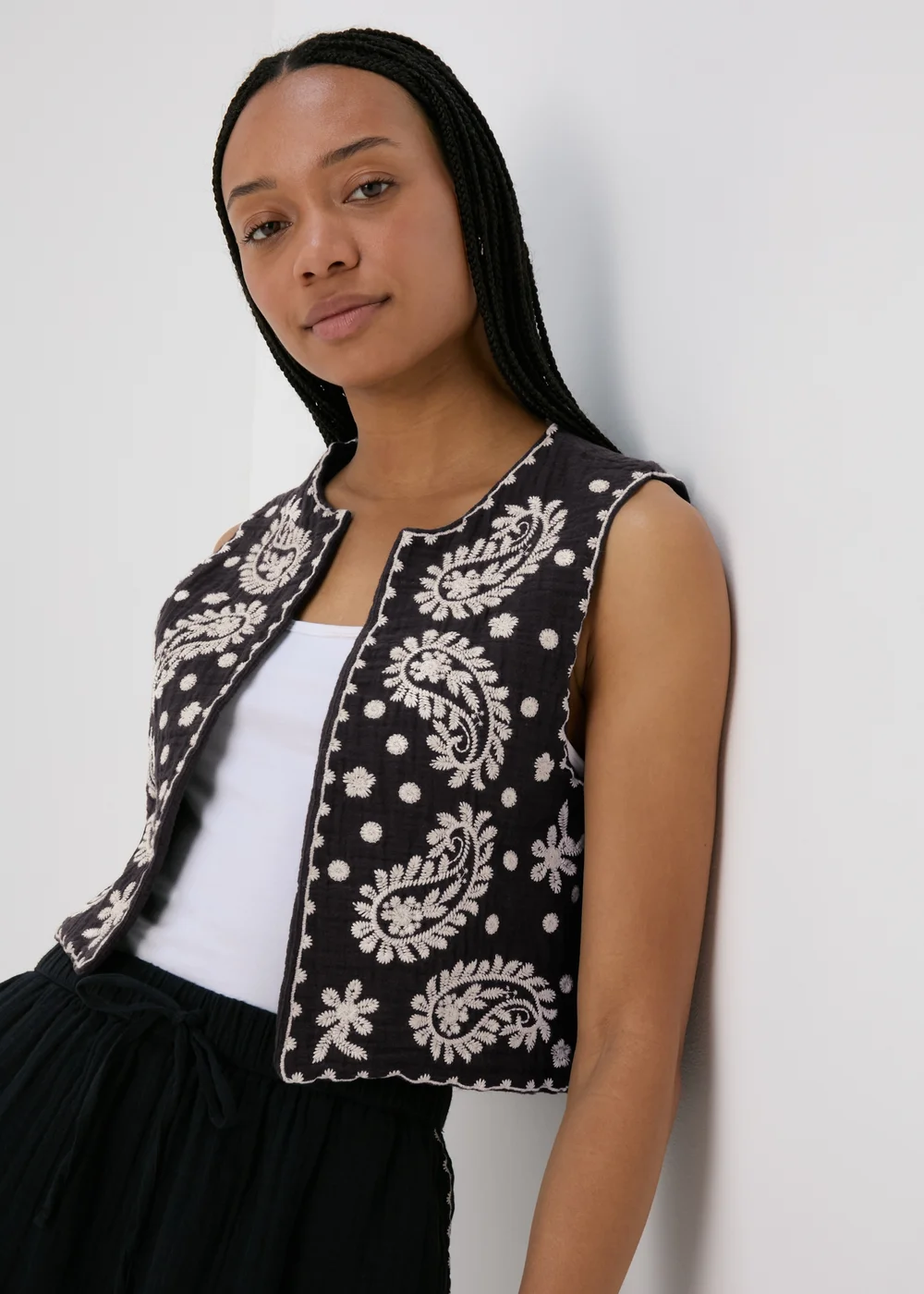 Black Embroidered Co Ord Waistcoat - 8 Image 1