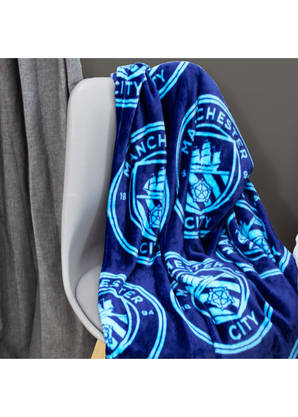 Man City FC Monocrestrev Throw - 100 x 150 Image 2