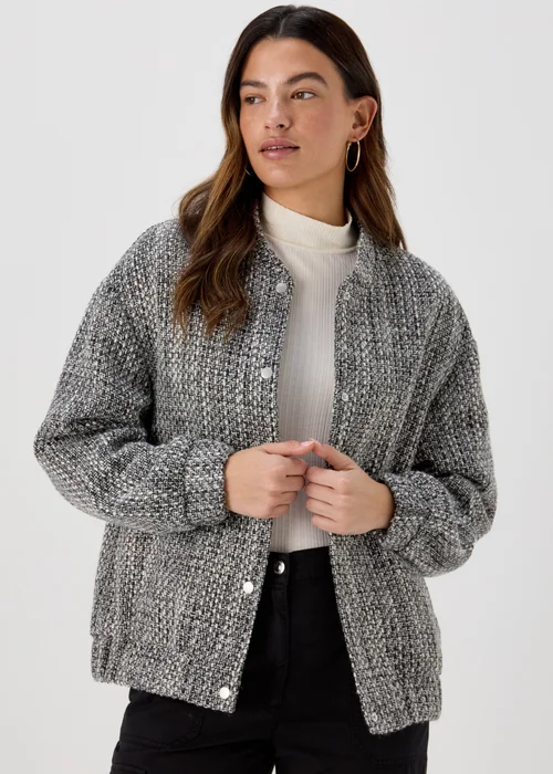 Black & White Print Luxe Bomber Jacket - 8 Image 1