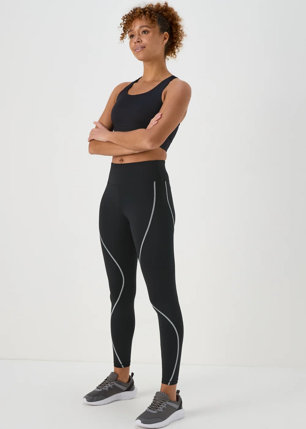 Souluxe Black Overlock Leggings - 8 Image 1