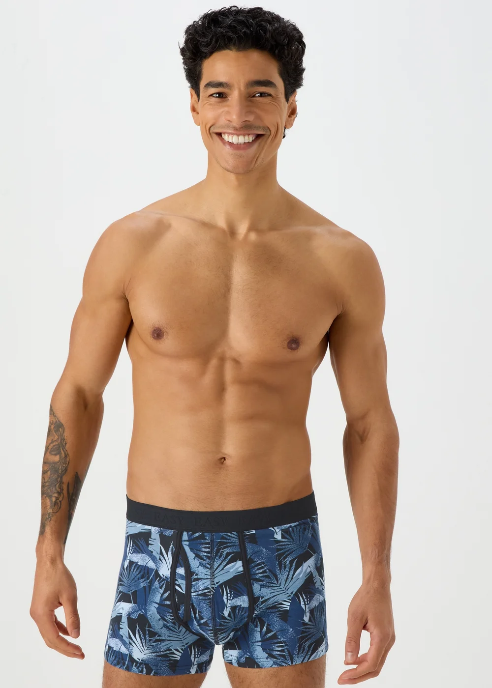3 Pack Keyhole Trunks - Extra small Image 2