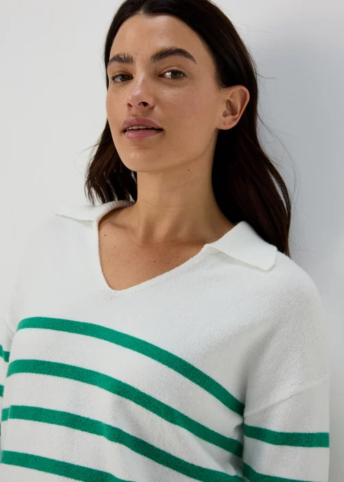 Ivory Green Stripe Open Collar
Jumper - XS Image 4