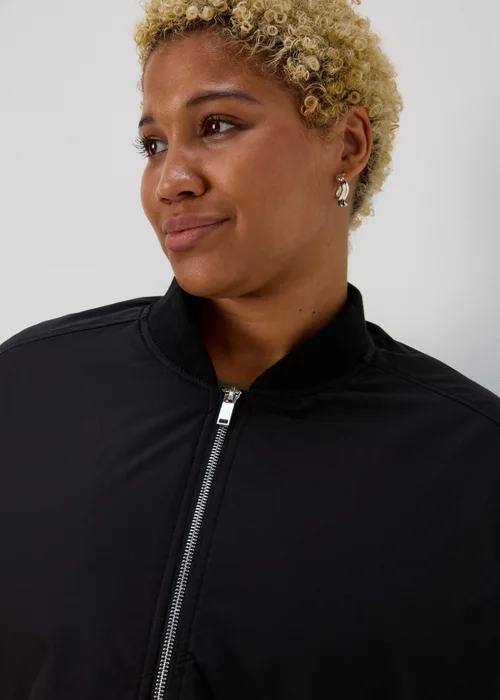 Black Bomber Jacket - 8 Image 5