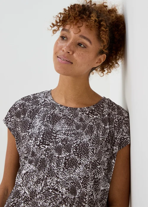 Souluxe Monochrome T-Shirt - Small Image 3