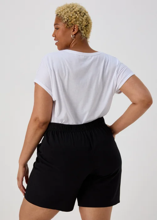 Black Shorts - 10 Image 3