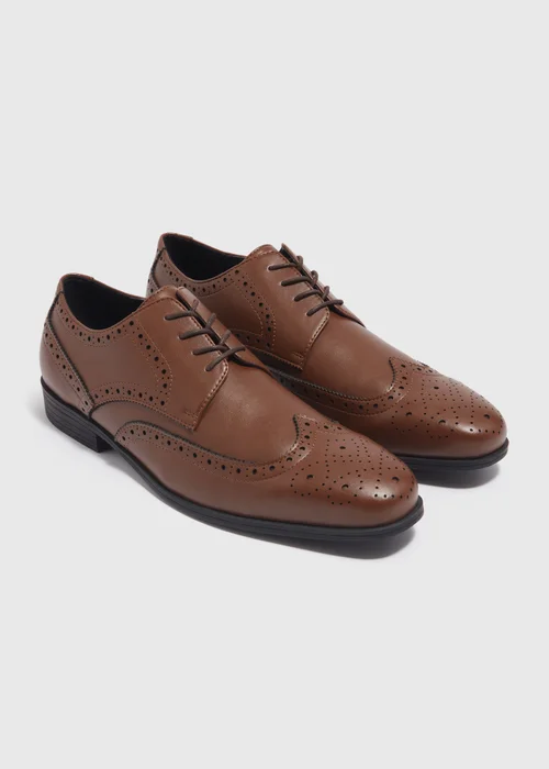 Tan Chisel Brogue Shoes - Size 6 Image 1