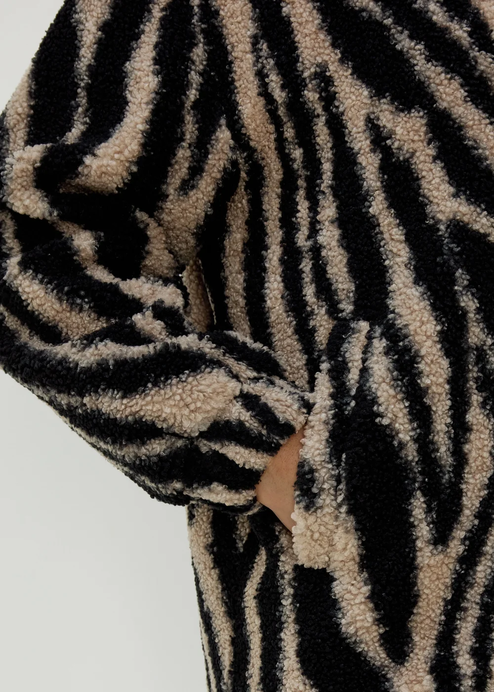 Beige Borg Zebra Half Zip - S Image 5