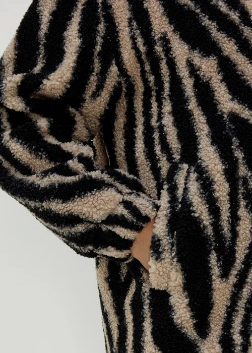 Beige Borg Zebra Half Zip - S Image 5