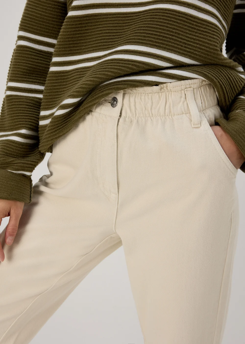 White Swan Paperbag Jeans - 8 Image 3