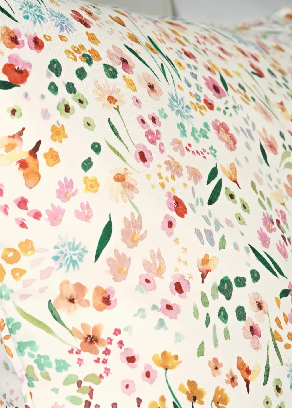 Multicoloured Watercolour Floral Duvet Set - Single Image 3