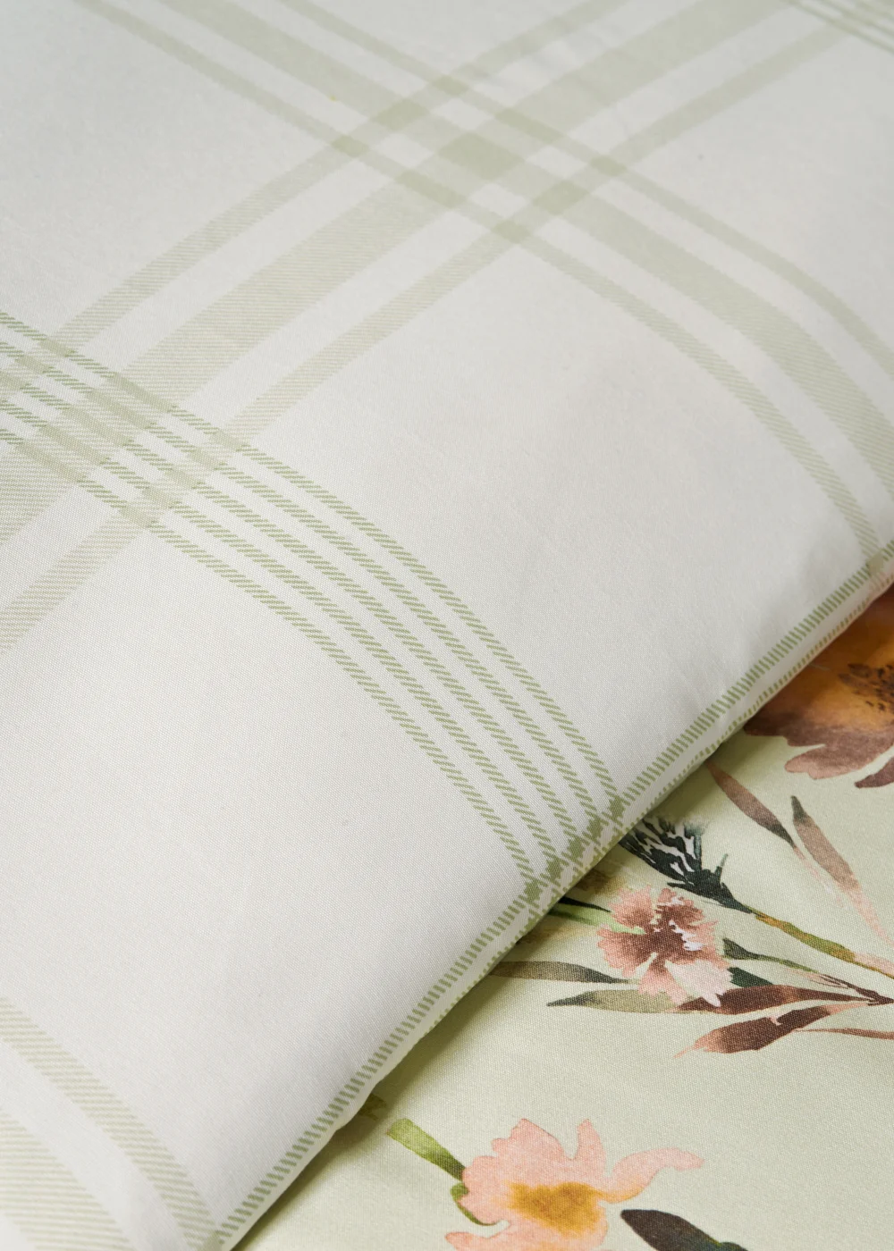 Green Floral Duvet Set - Single Image 2